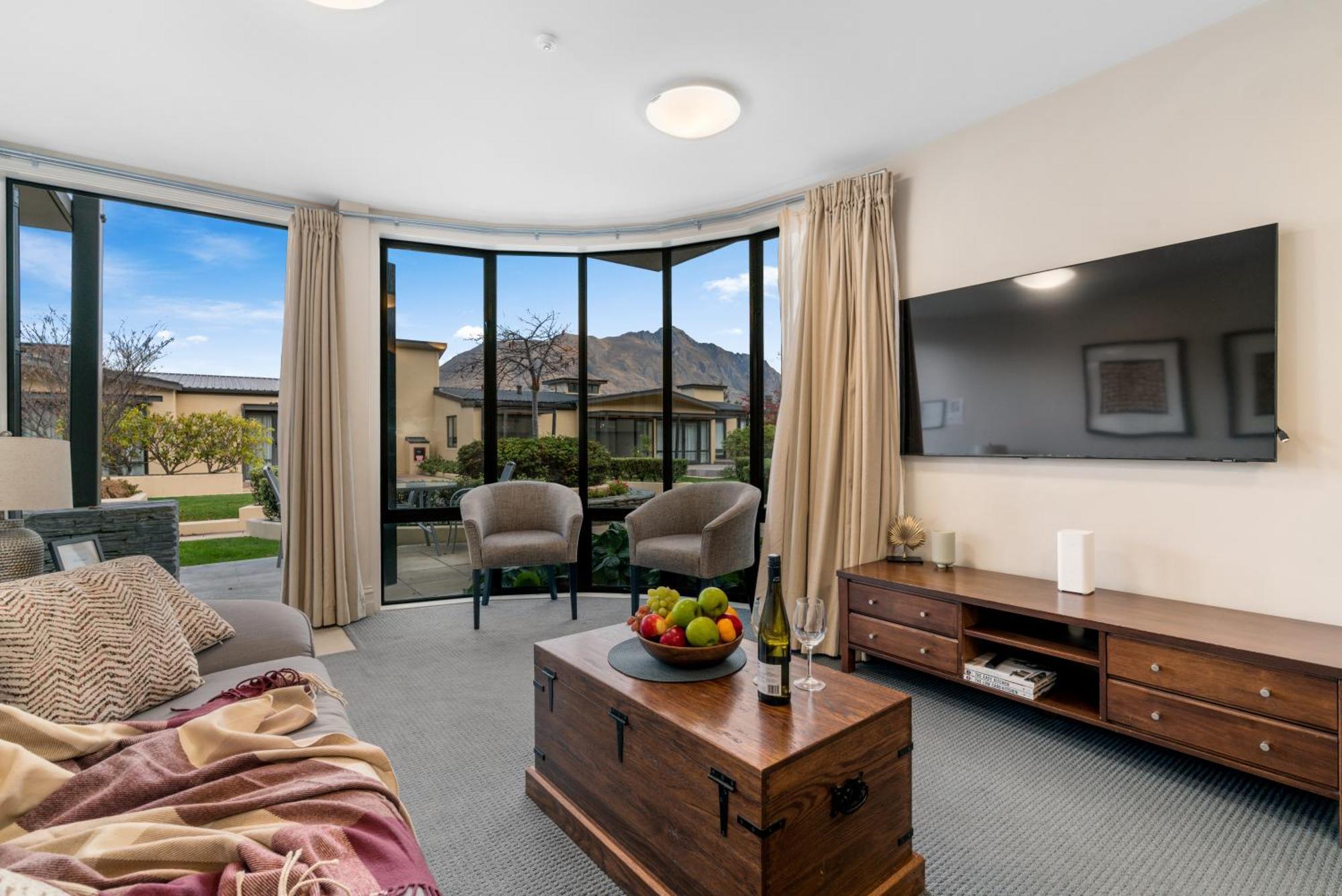 The Beacon - 2 Bedroom Town Center Apartment Queenstown Eksteriør billede